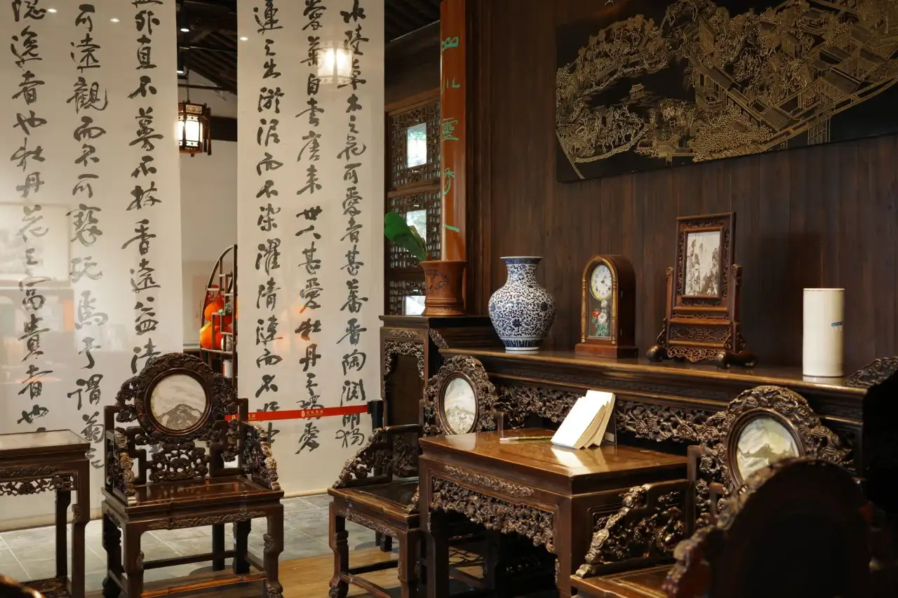 上海萨达见科技:室内门锁与防盗门锁的选型要点解析